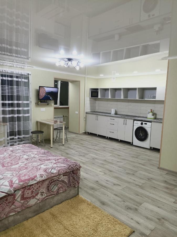 Apartnew In City Centr Ustʼ-Kamenogorsk エクステリア 写真